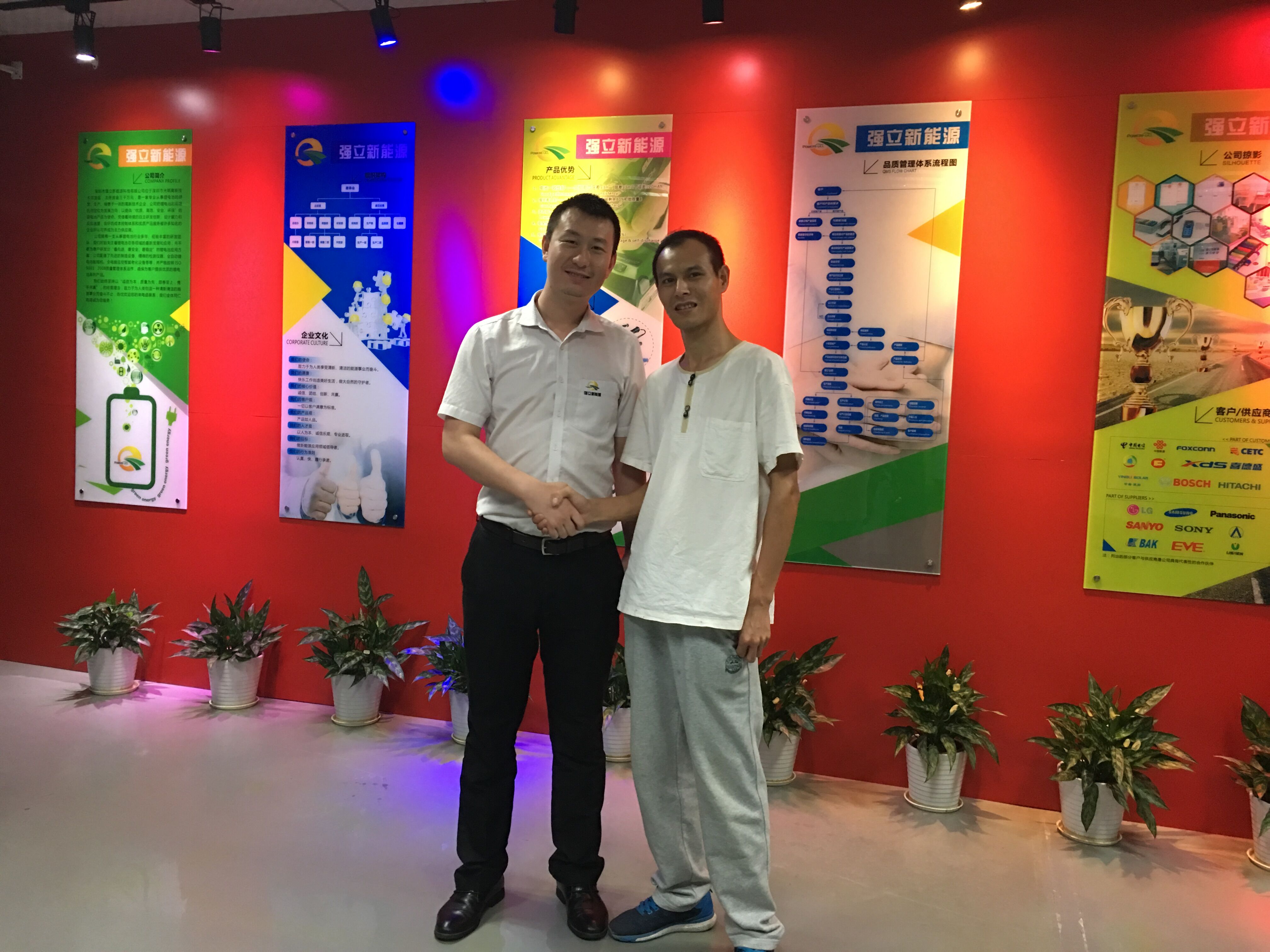 如何找一个合适塑料模具厂?