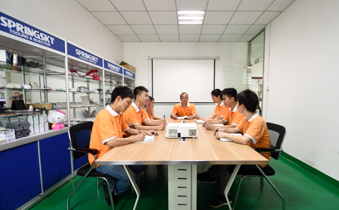 模具注塑厂 模具注塑厂